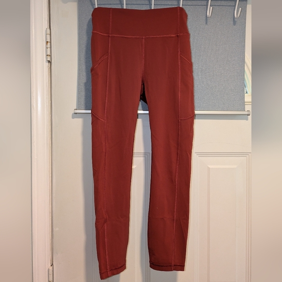 Lululemon Maroon Leggings - Size 4 23” Inseam - Picture 2 of 4